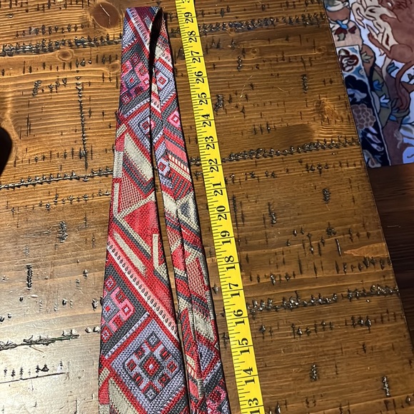 Vintage Coogi Silk Tie - Picture 9 of 9